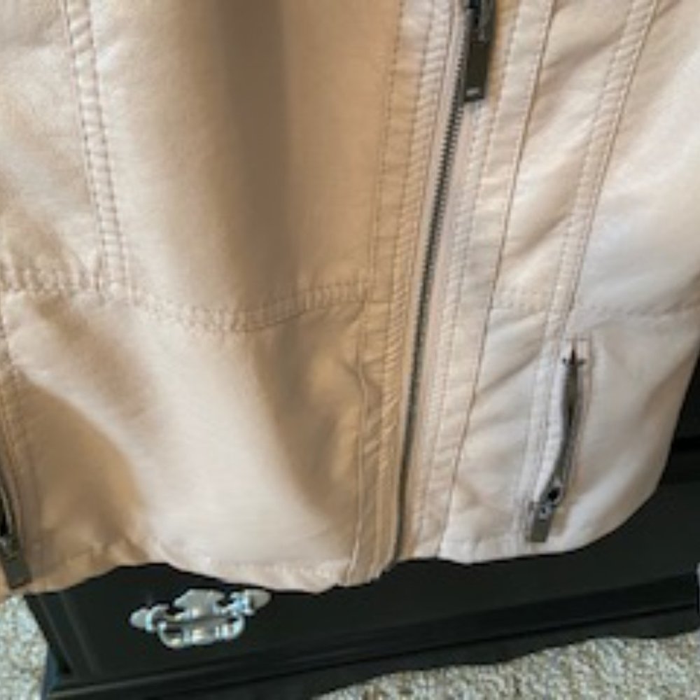 Jacket - Picture 6 of 12
